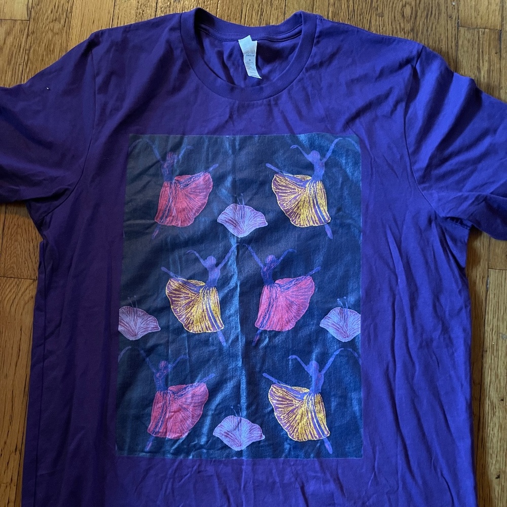 Women’s screen print dancer tshirt